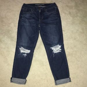 AE Tomgirl Jeans